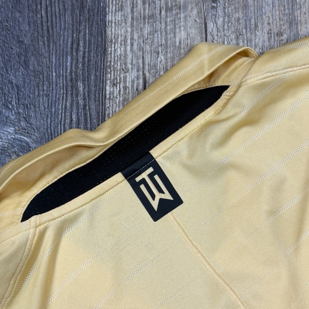 Nike Tiger Woods Dri-FIT Golf Polo Shirt Mens XL Yellow Striped Standard Fit - Picture 7 of 11